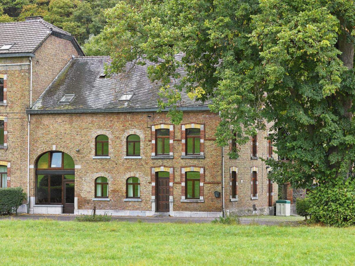 Villa A Large Family House à Stavelot Extérieur photo